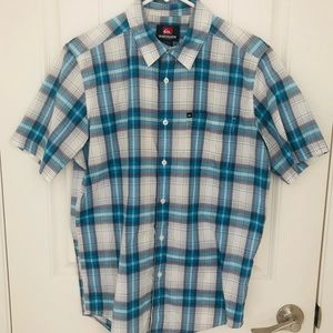 Quicksilver Short Sleeve Button Plaid Casual Shirt